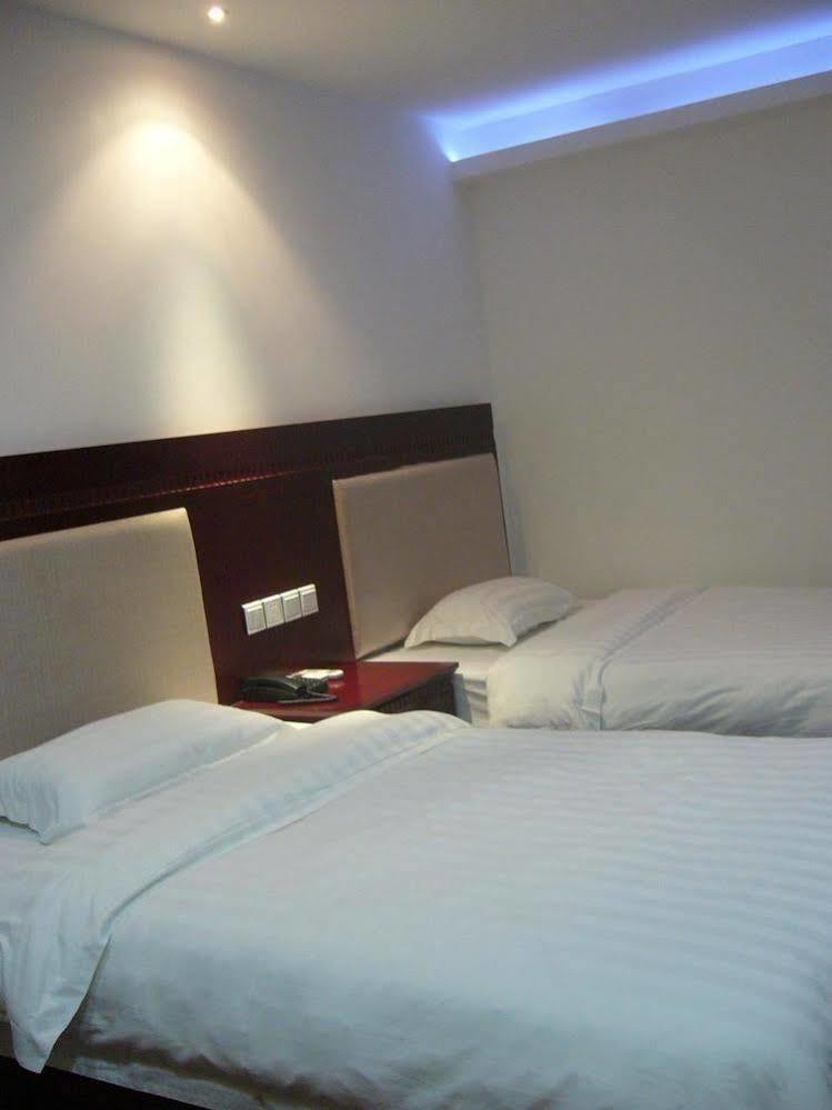 Zhao Qing Hotel Canton Esterno foto