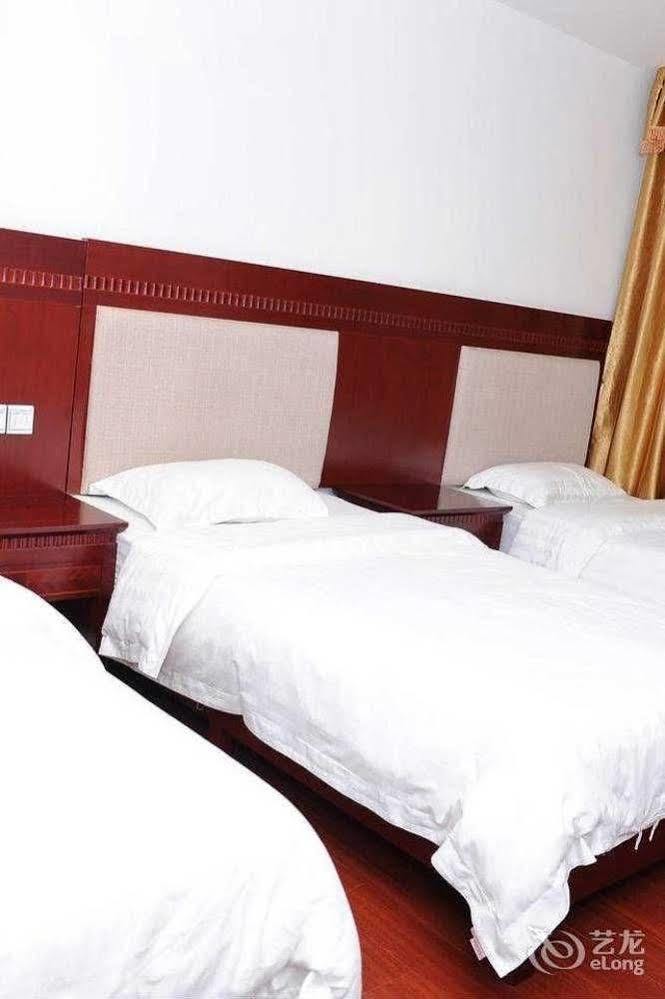 Zhao Qing Hotel Canton Esterno foto